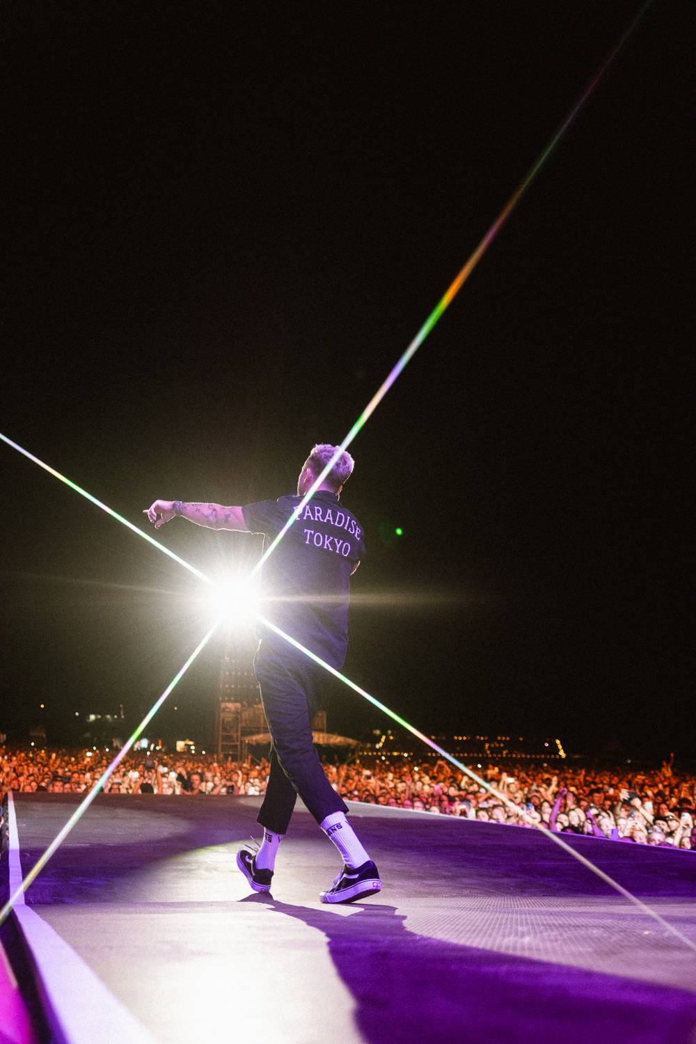 Colours of Ostrava zahájili Ewa Farna, Mirai a Štěpán Kozub s Jiřím Krhutem, večer nadchli OneRepublic