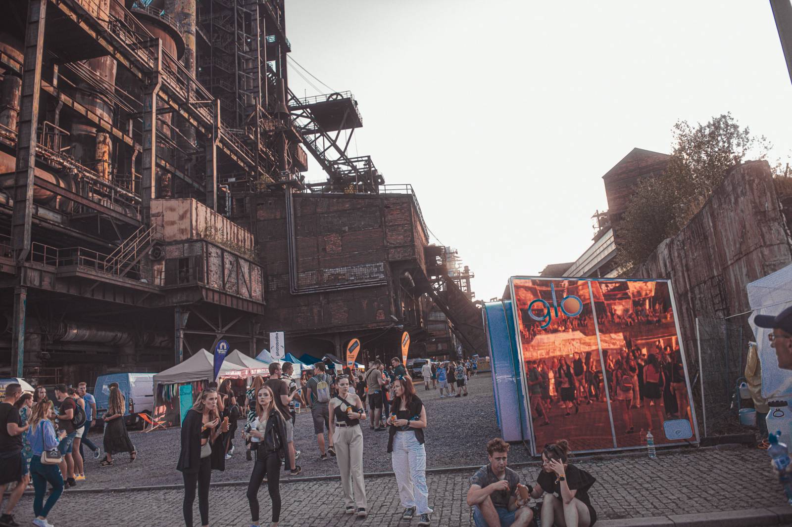 Chinaski rozezpívali Colours, bavil i Niall Horan