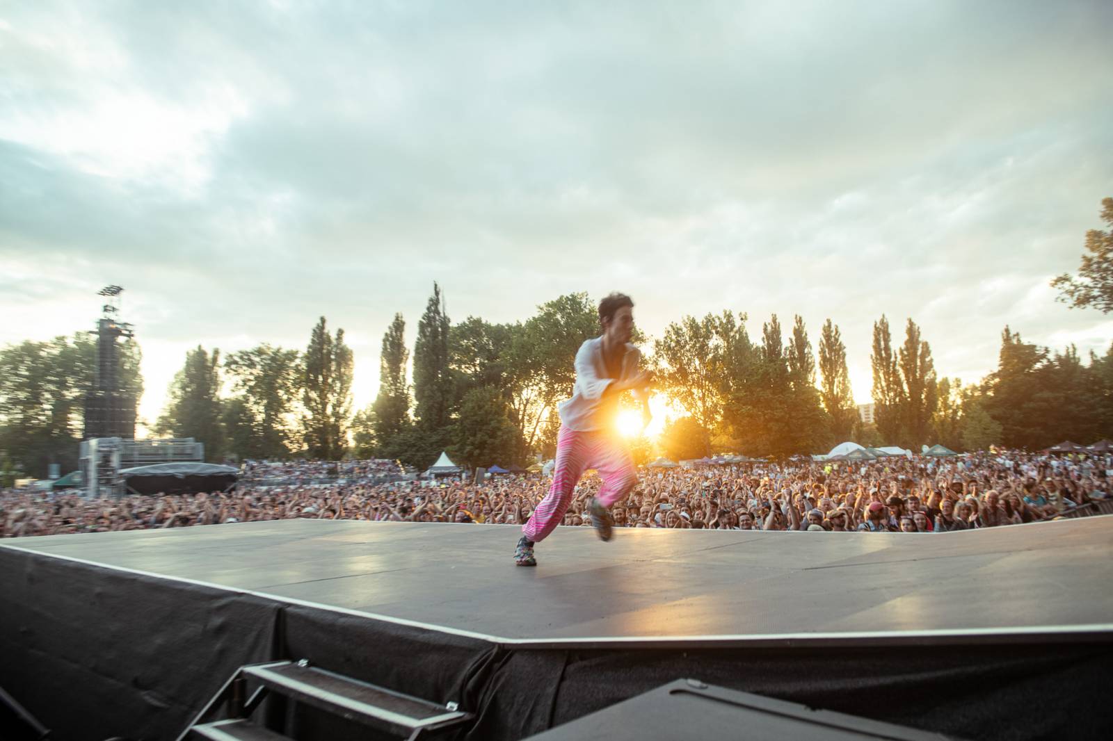 Chinaski rozezpívali Colours, bavil i Niall Horan