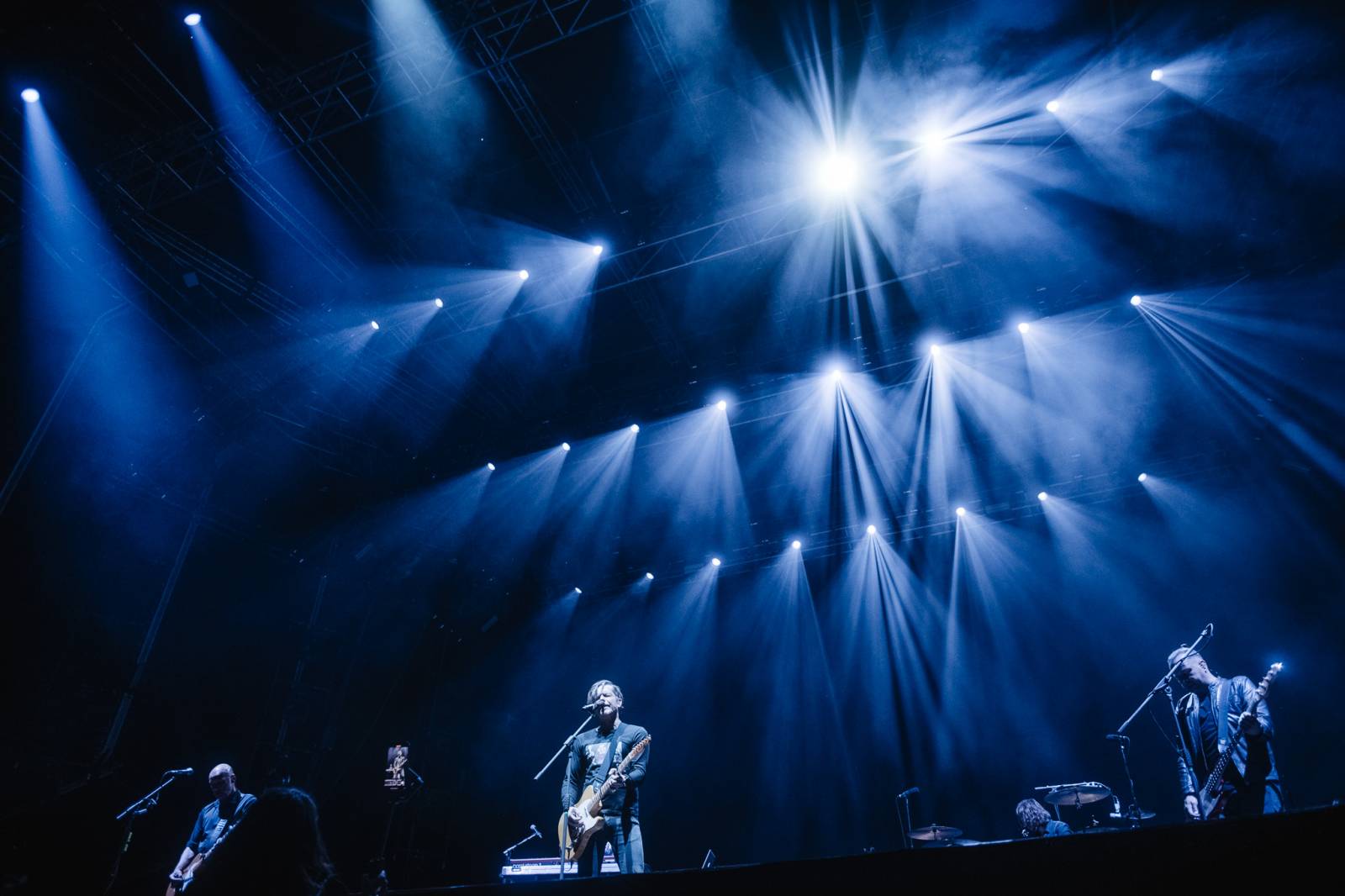 Chinaski rozezpívali Colours, bavil i Niall Horan