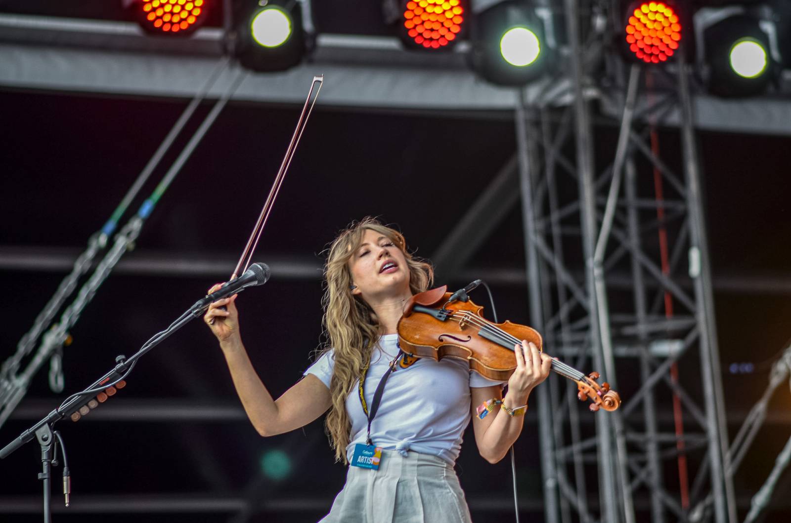 Chinaski rozezpívali Colours, bavil i Niall Horan