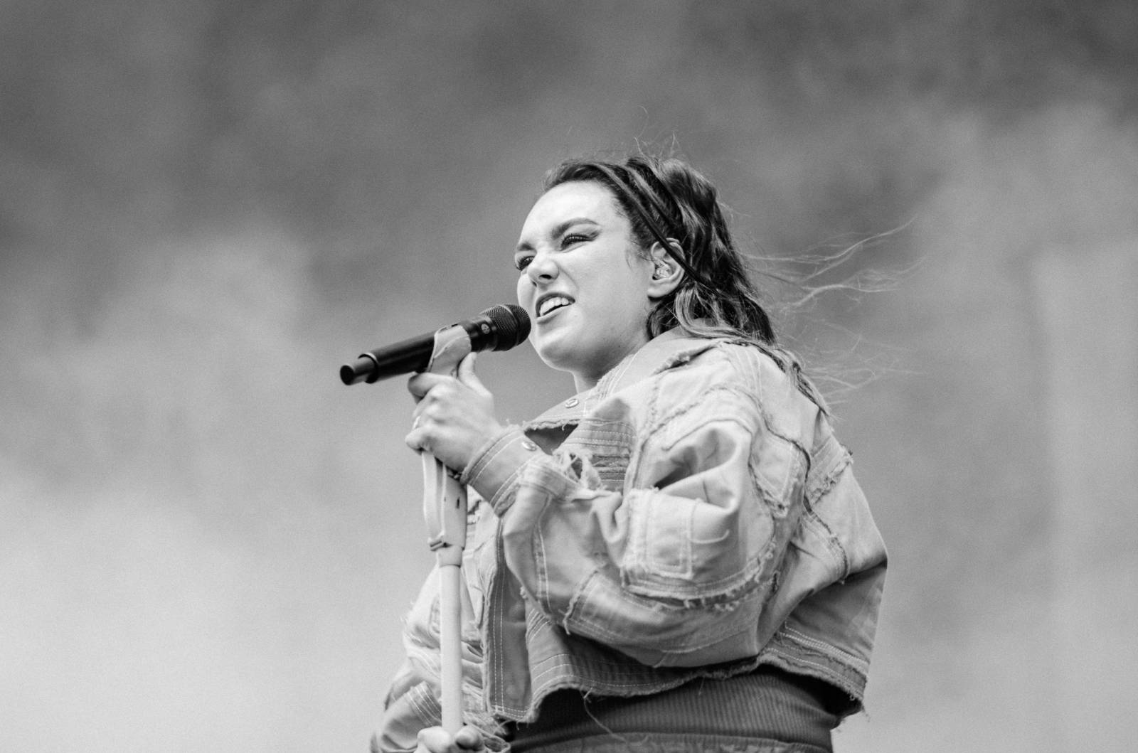 Chinaski rozezpívali Colours, bavil i Niall Horan