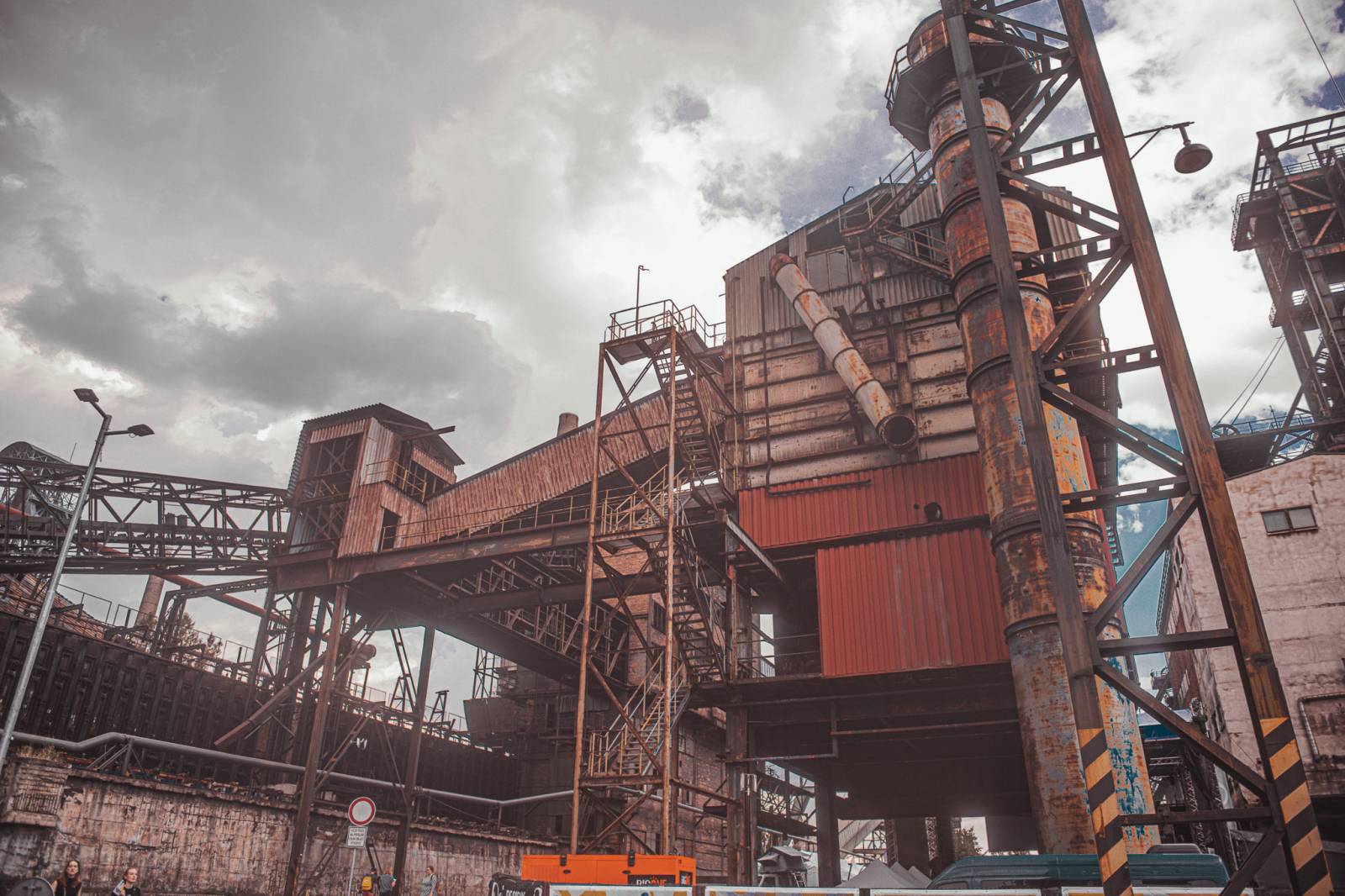 Chinaski rozezpívali Colours, bavil i Niall Horan