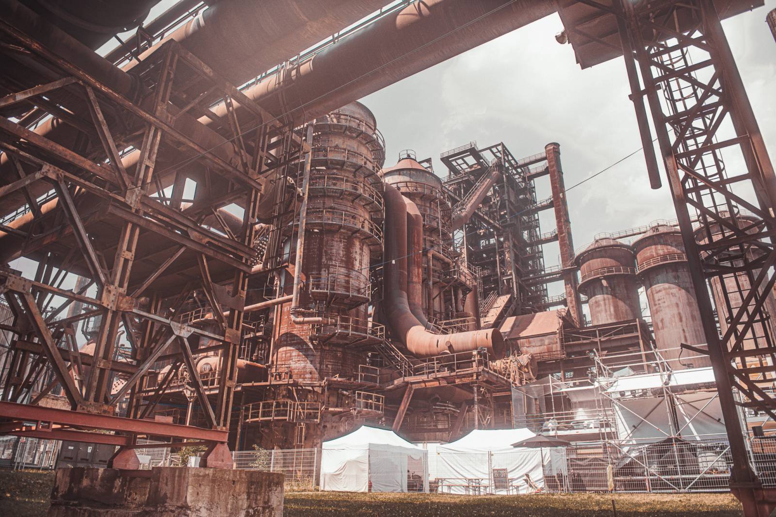 Chinaski rozezpívali Colours, bavil i Niall Horan