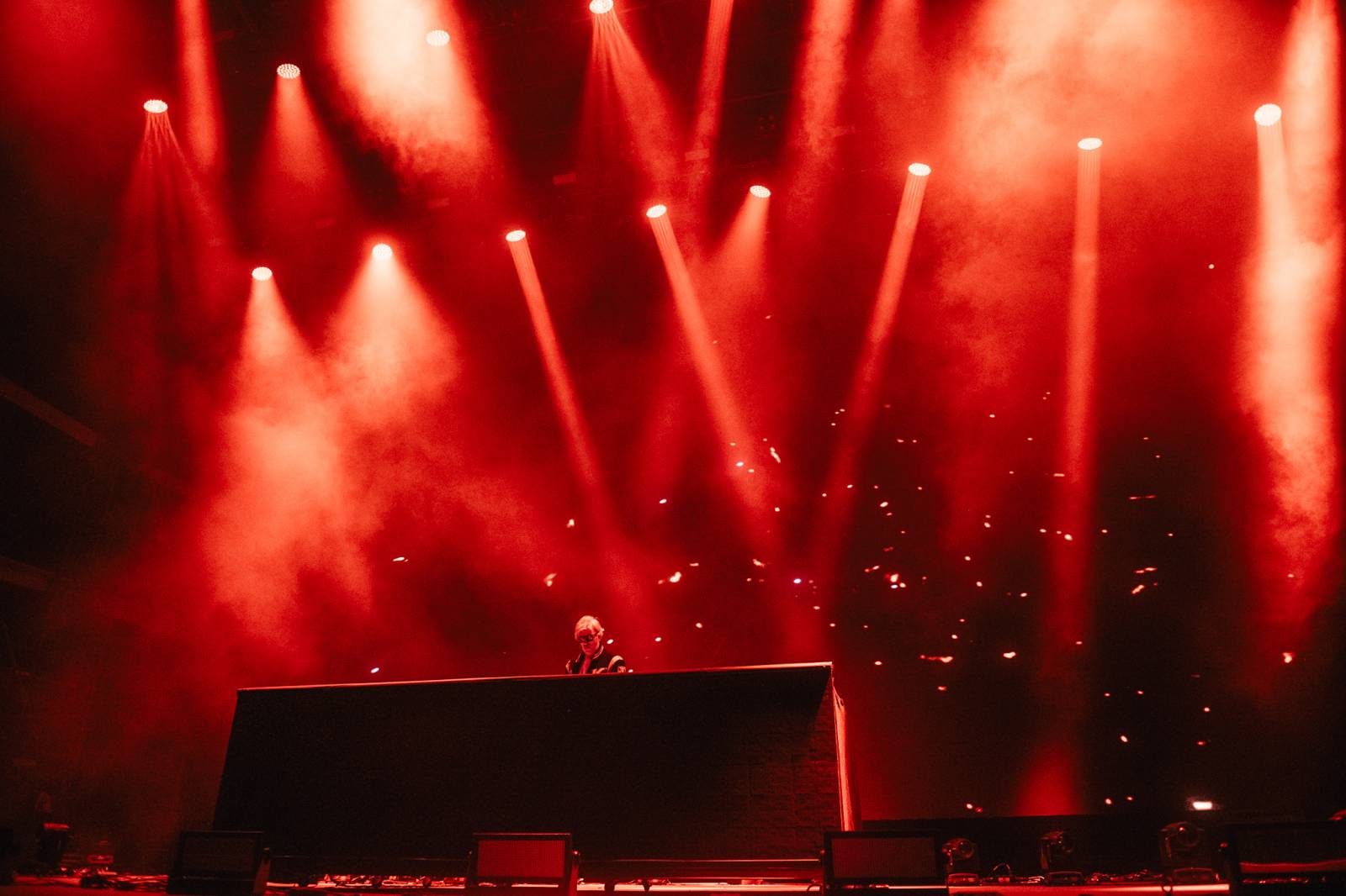 Chinaski rozezpívali Colours, bavil i Niall Horan