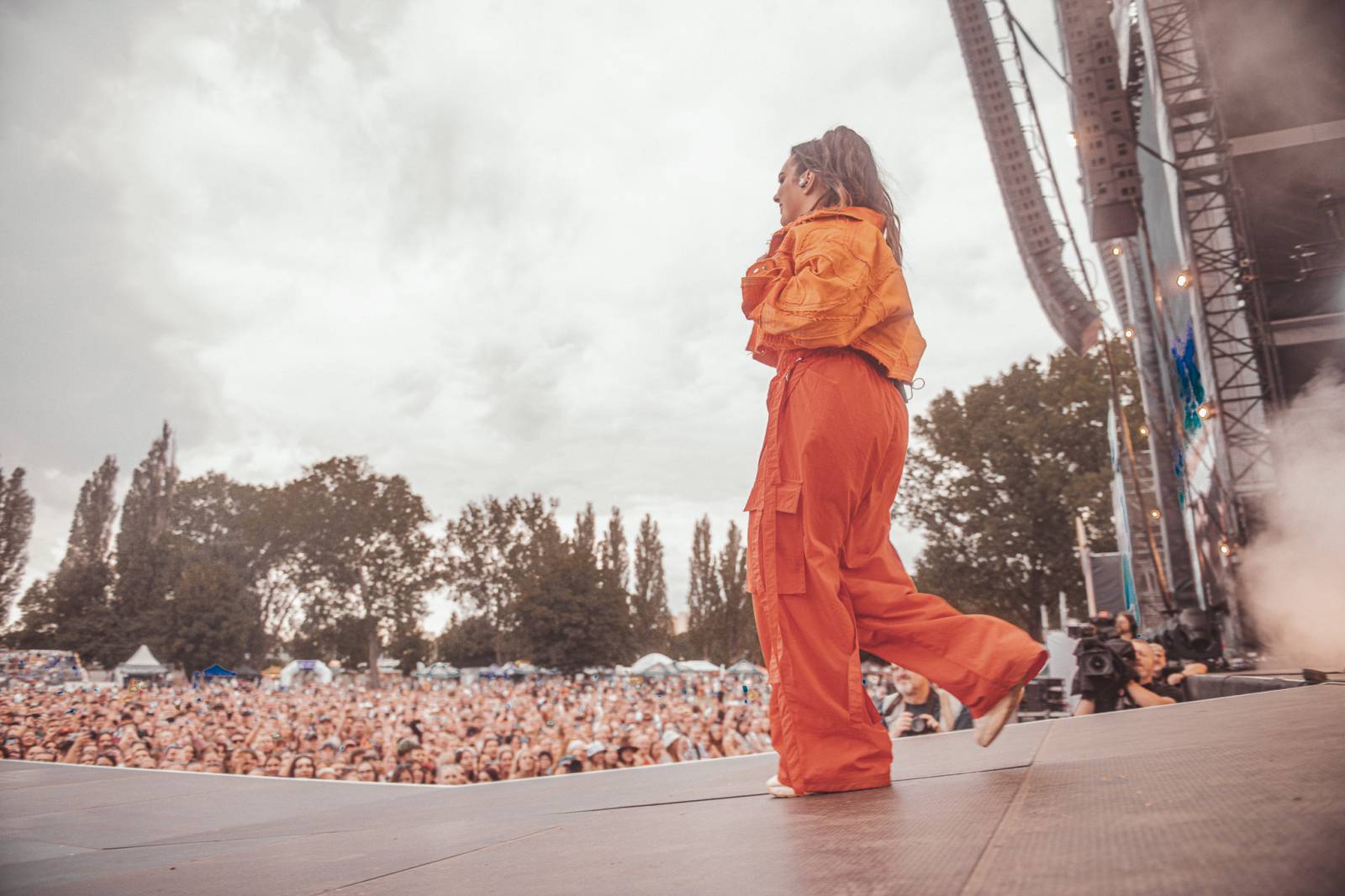 Chinaski rozezpívali Colours, bavil i Niall Horan