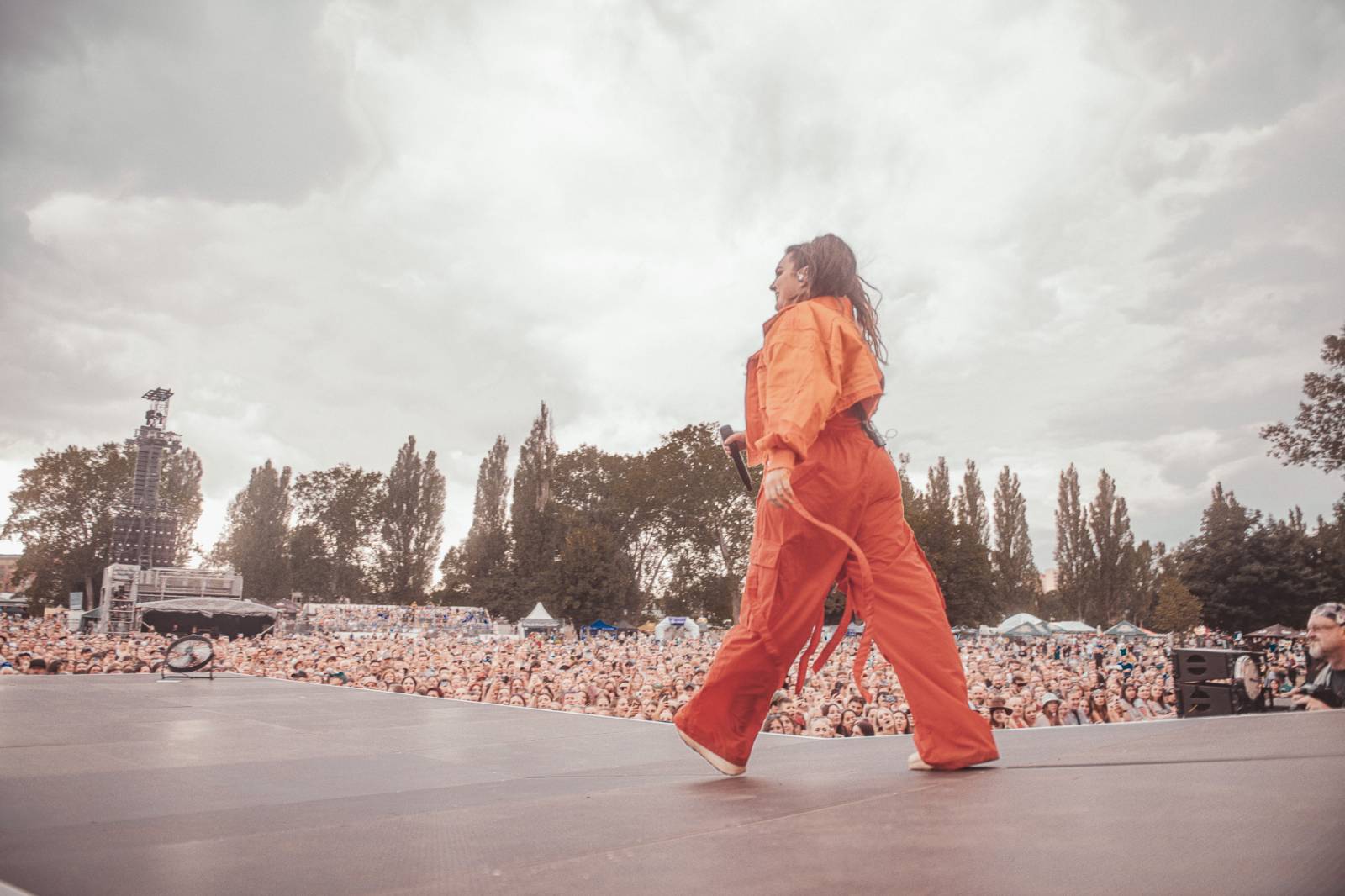 Chinaski rozezpívali Colours, bavil i Niall Horan