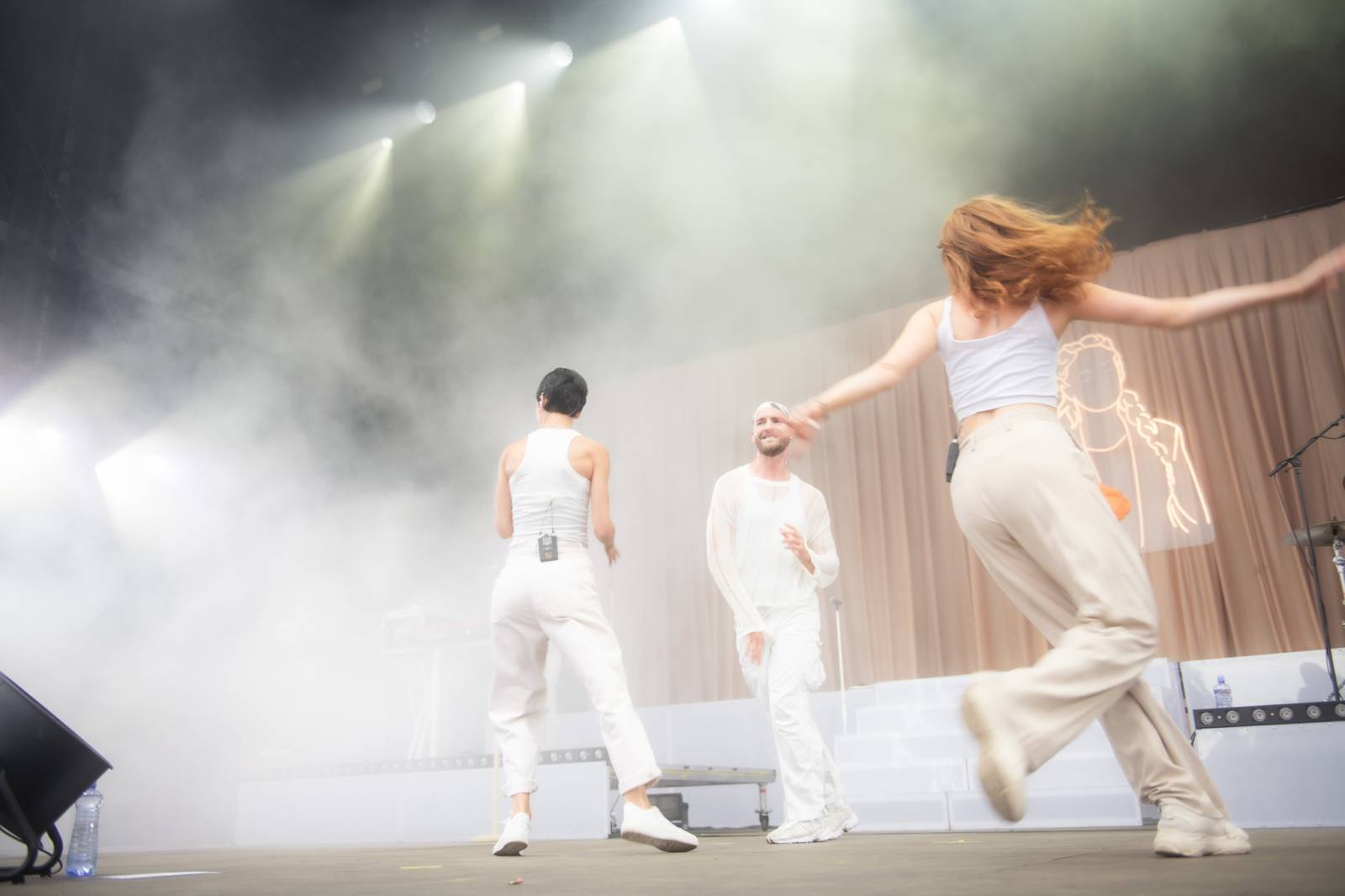 Chinaski rozezpívali Colours, bavil i Niall Horan