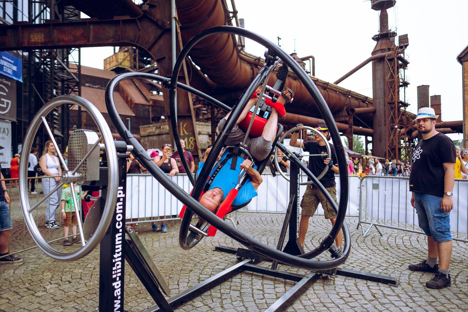 Pátek patřil na Colours Tomu Grennanovi, Ben Cristovao jel bomby