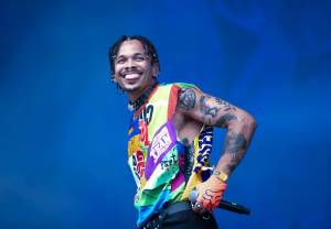 Poppunkeři pařili na Colours na Vypsanou fiXu, zahrál i Ben Cristovao a hvězdný Burna Boy nedorazil