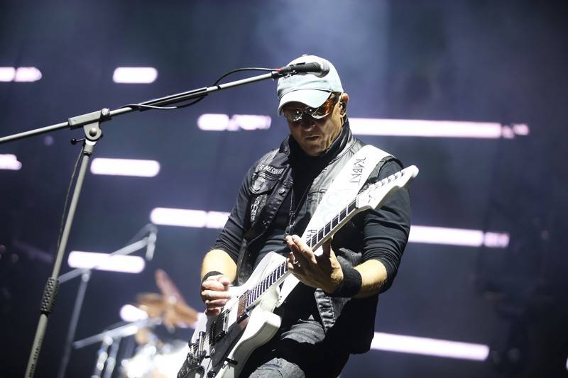 Cibulafest přivezl Kabáty, Mirai, Tublatanku i Team. Haberovi na pódiu přistála podprsenka a riflové kraťase