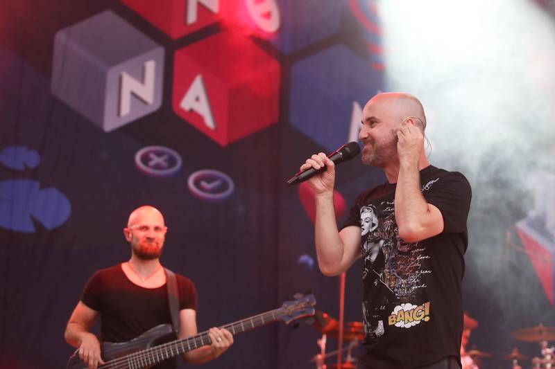 Cibulafest přivezl Kabáty, Mirai, Tublatanku i Team. Haberovi na pódiu přistála podprsenka a riflové kraťase