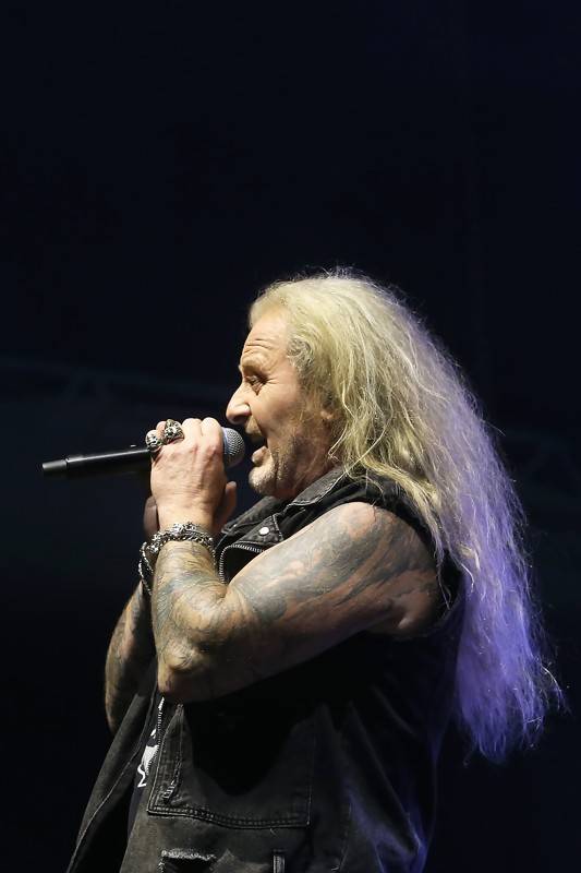 Cibulafest přivezl Kabáty, Mirai, Tublatanku i Team. Haberovi na pódiu přistála podprsenka a riflové kraťase