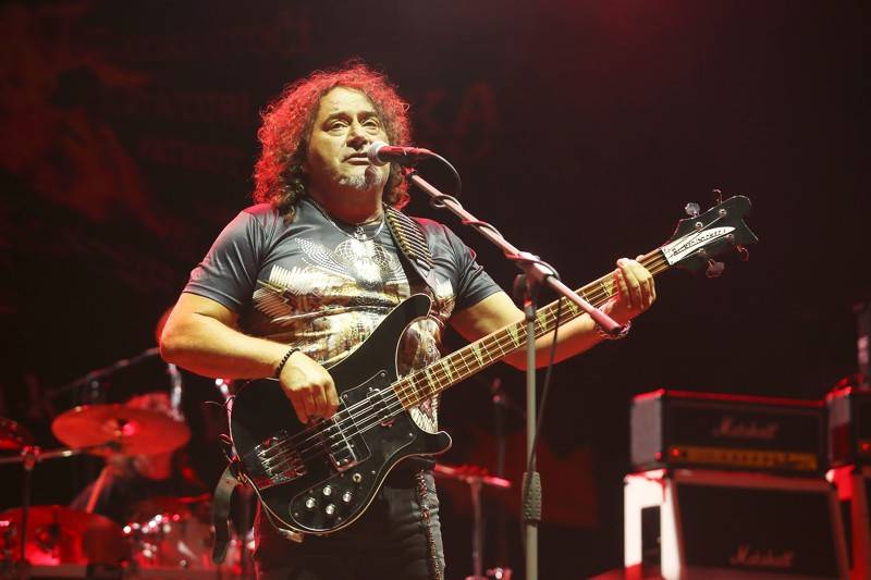 Cibulafest přivezl Kabáty, Mirai, Tublatanku i Team. Haberovi na pódiu přistála podprsenka a riflové kraťase