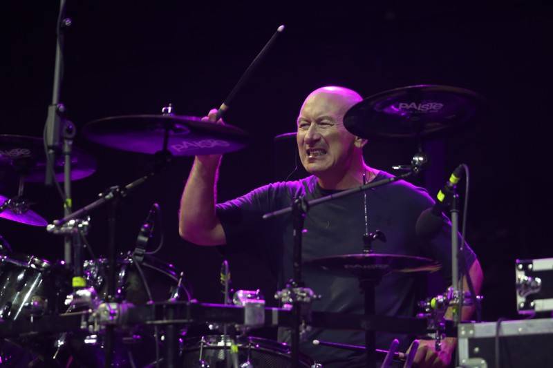 Cibulafest přivezl Kabáty, Mirai, Tublatanku i Team. Haberovi na pódiu přistála podprsenka a riflové kraťase