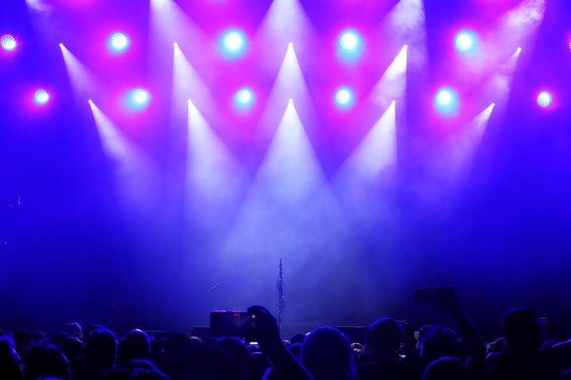 Cibulafest přivezl Kabáty, Mirai, Tublatanku i Team. Haberovi na pódiu přistála podprsenka a riflové kraťase