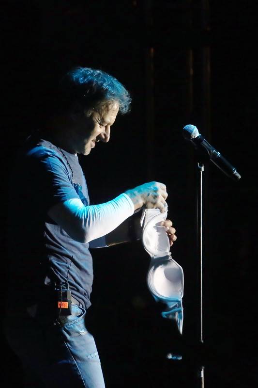 Cibulafest přivezl Kabáty, Mirai, Tublatanku i Team. Haberovi na pódiu přistála podprsenka a riflové kraťase