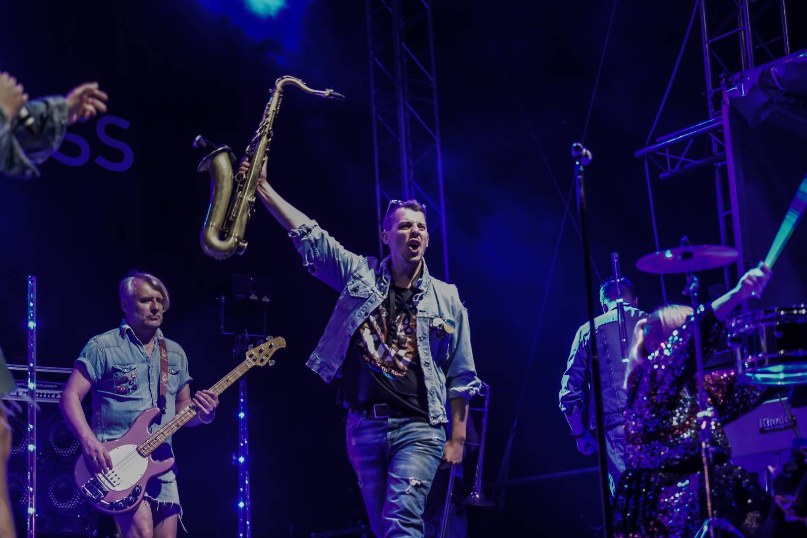 Monkey Business rozjeli v Ledárnách divokou funkovou show