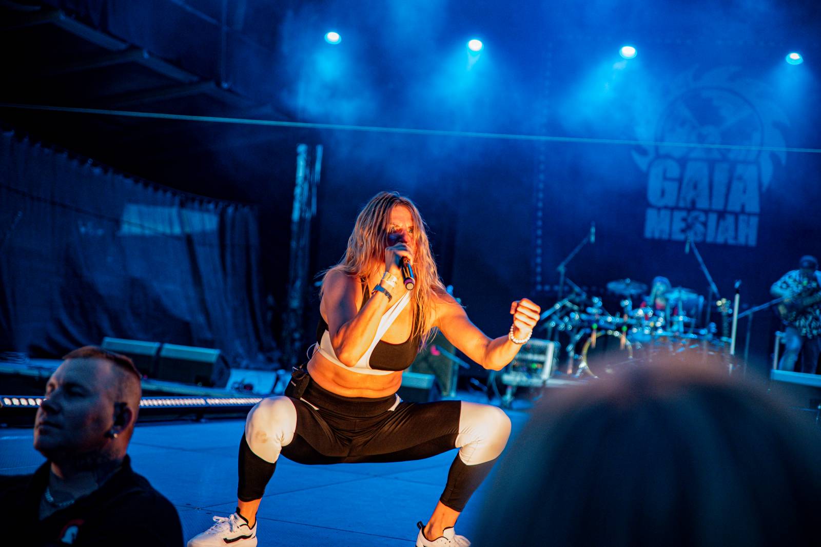 Tomáš Klus neváhal a vyrazil na Švihově mezi fanoušky. Na hradě zahráli i Kryštof, Gaia Mesiah nebo Anna K.