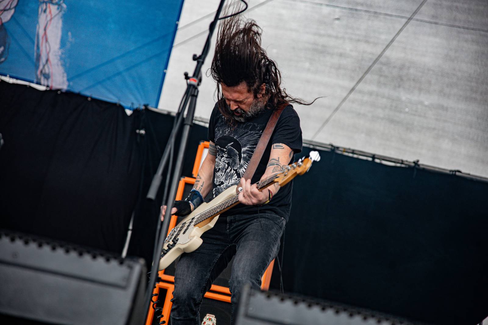 Tomáš Klus neváhal a vyrazil na Švihově mezi fanoušky. Na hradě zahráli i Kryštof, Gaia Mesiah nebo Anna K.