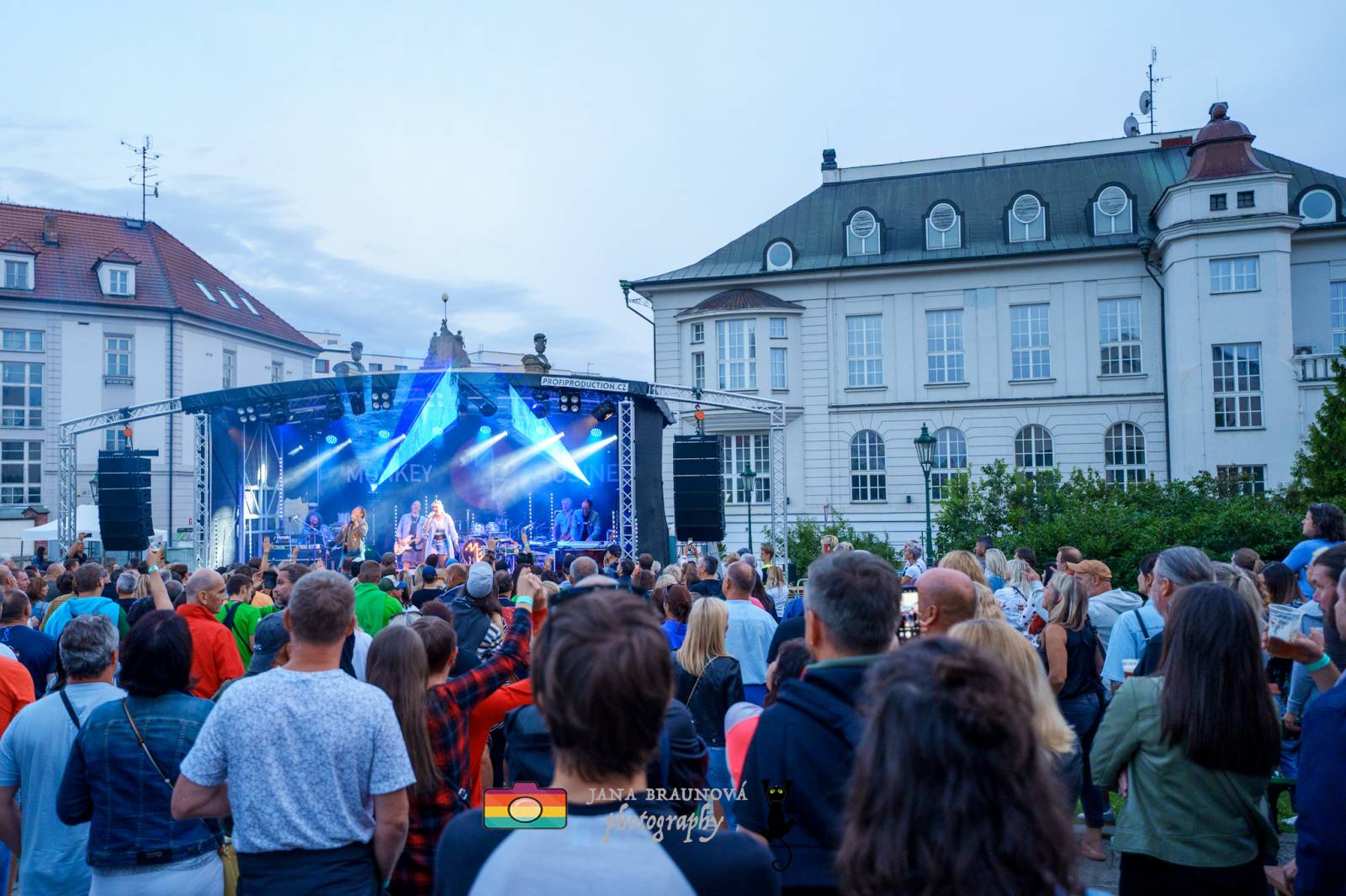 Monkey Business spasili Plzeň, Matěj Ruppert bavil fanoušky svými vtipy