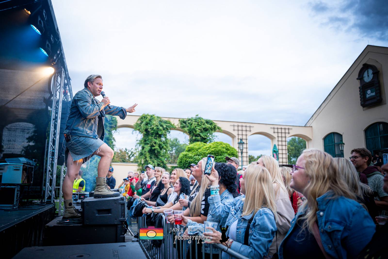 Monkey Business spasili Plzeň, Matěj Ruppert bavil fanoušky svými vtipy