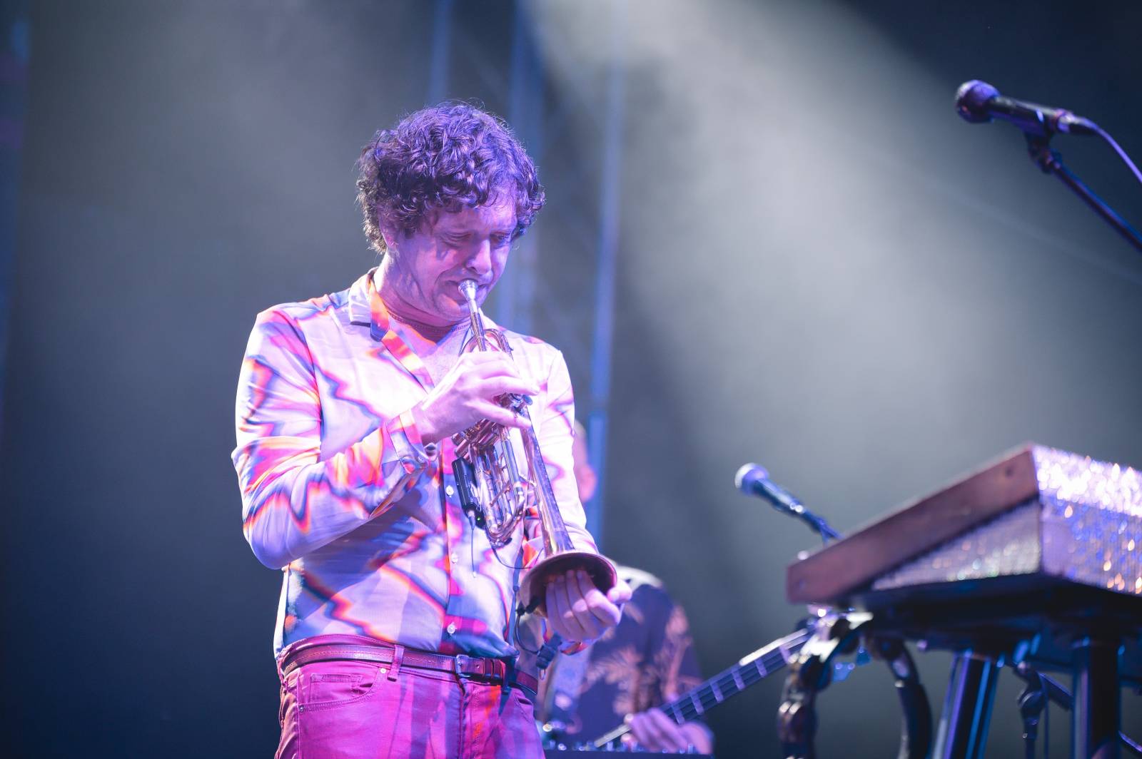 Na Vranově se zpívalo v dešti. Přehrady Fest přivítal Mig 21, UDG, Voxela, ATMO Music i Sofiana Medjmedj