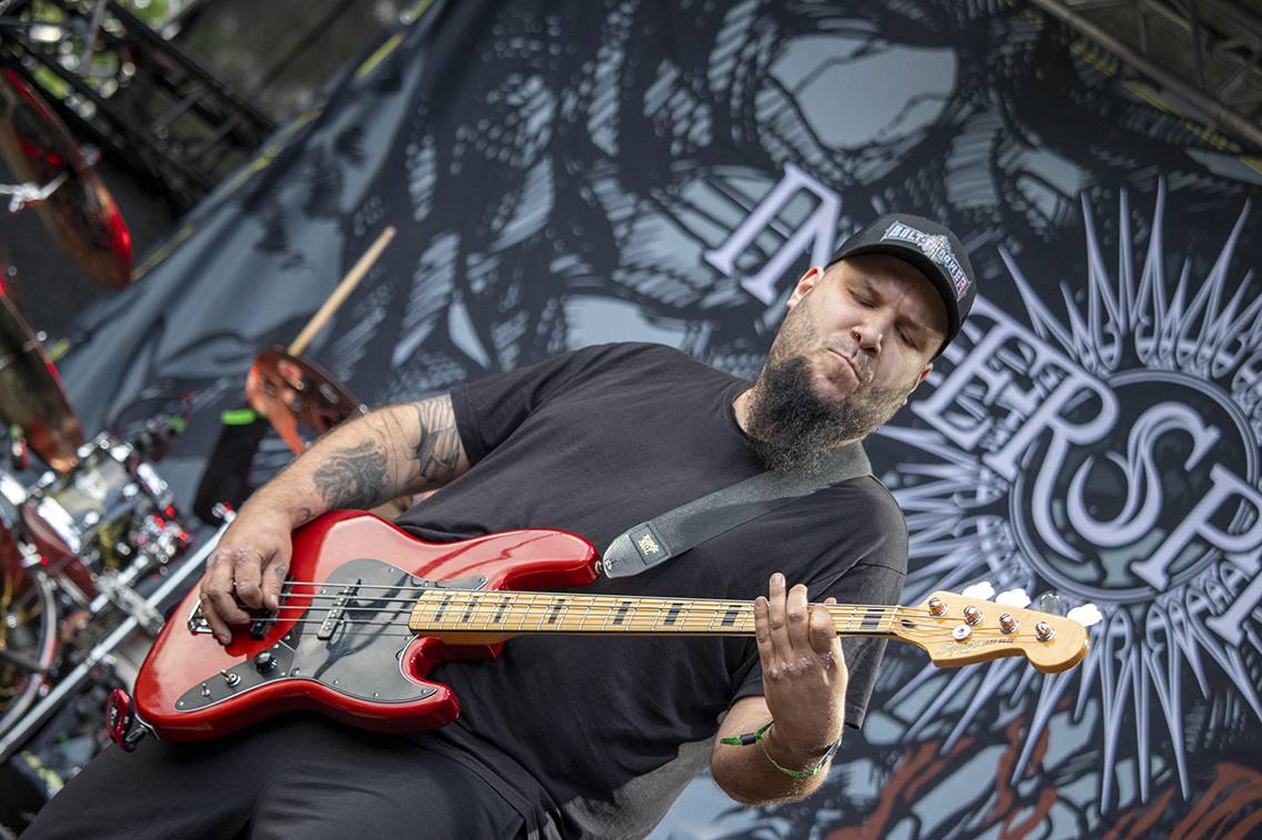 Brutal Assault startuje, metalisty zahřála party s Redzedem nebo Crippled Fingers