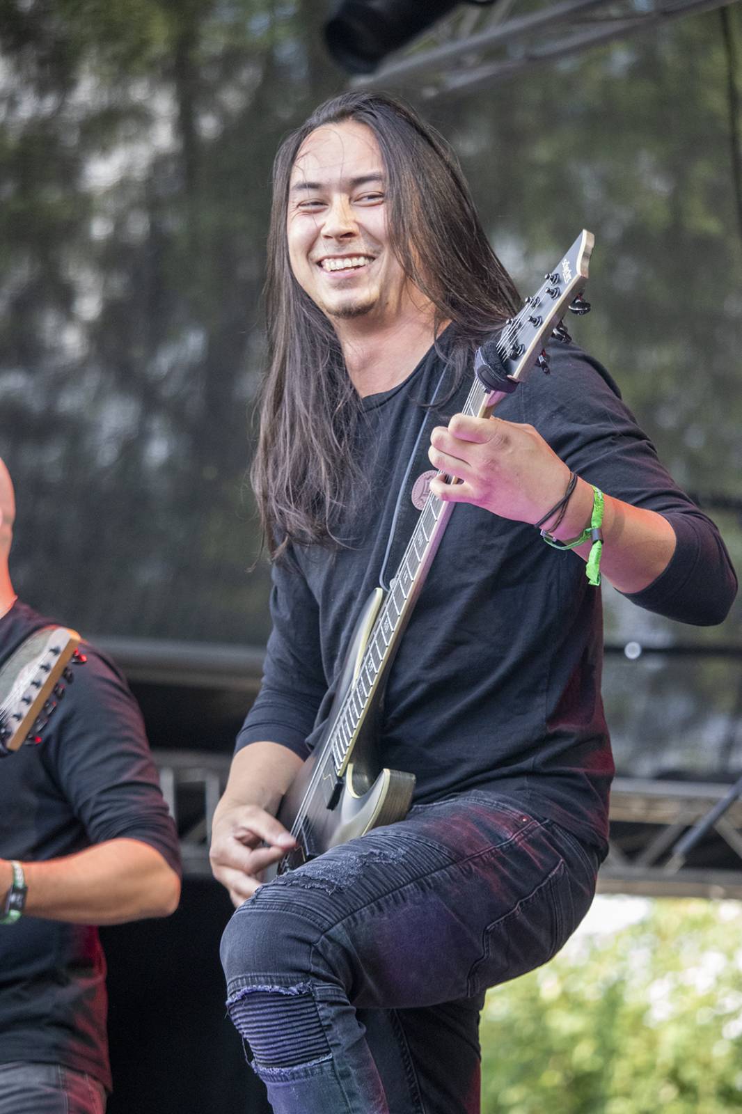 Brutal Assault startuje, metalisty zahřála party s Redzedem nebo Crippled Fingers