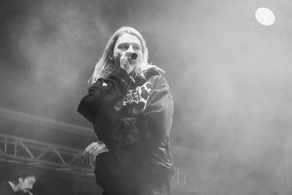 Brutal Assault startuje, metalisty zahřála party s Redzedem nebo Crippled Fingers