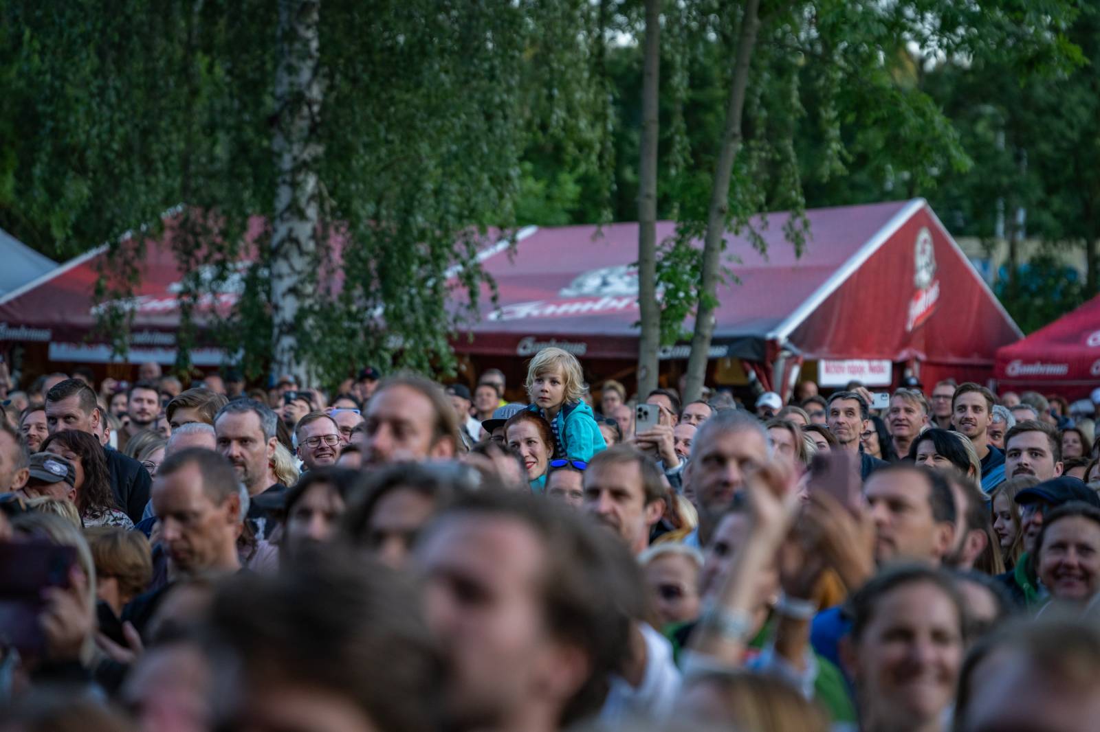 David Koller rozezpíval Ledárny Braník