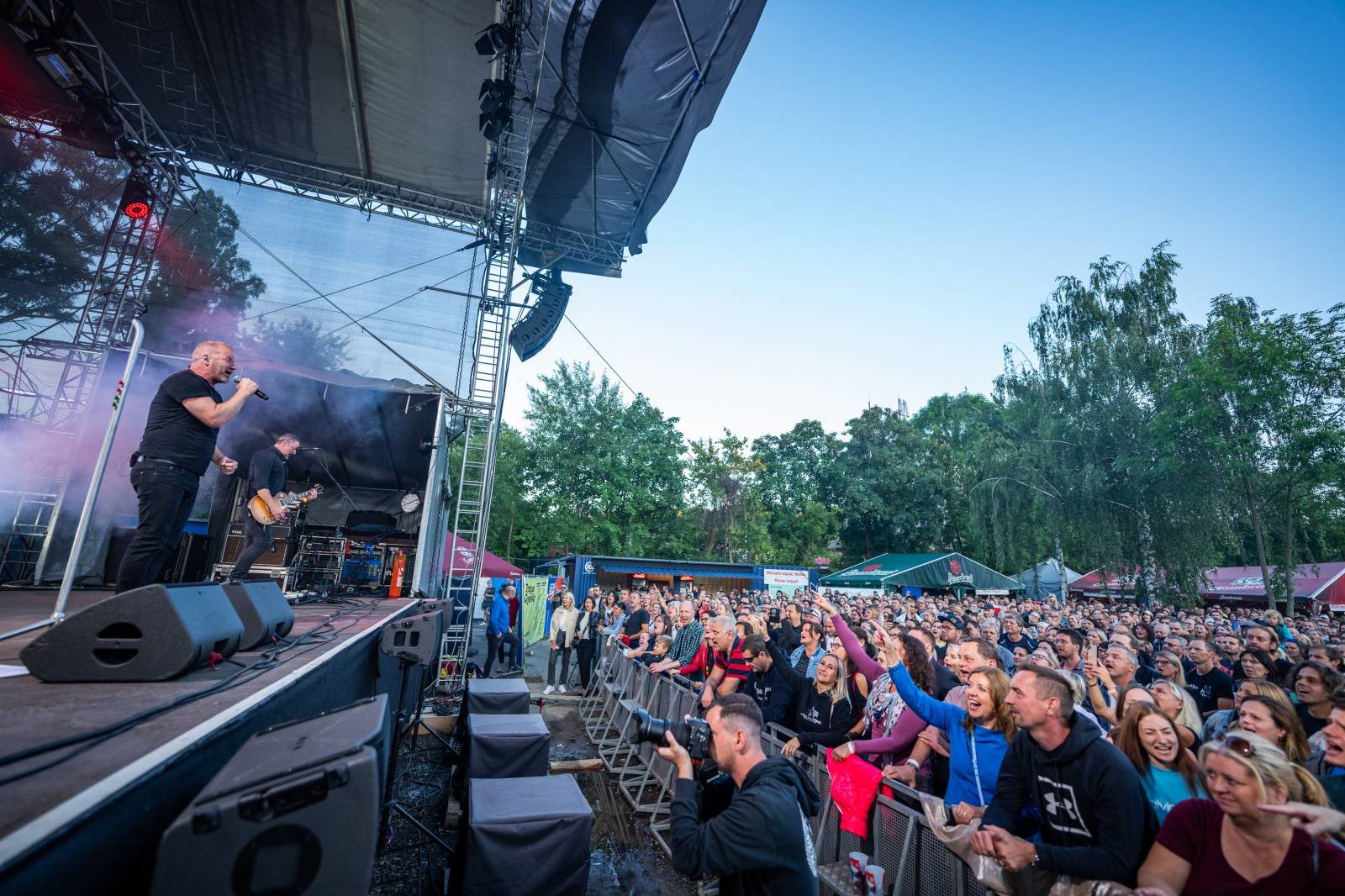 David Koller rozezpíval Ledárny Braník