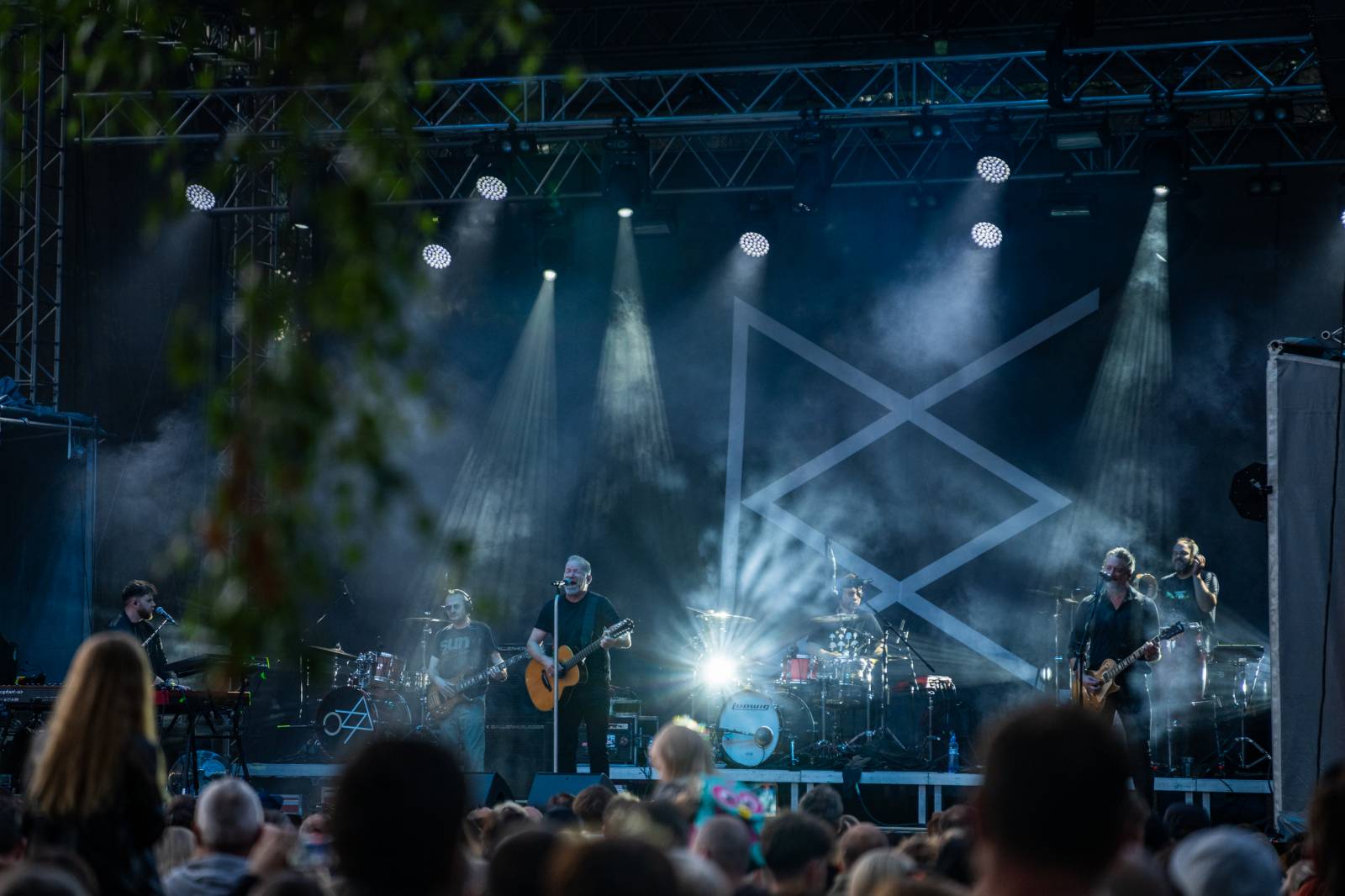 David Koller rozezpíval Ledárny Braník