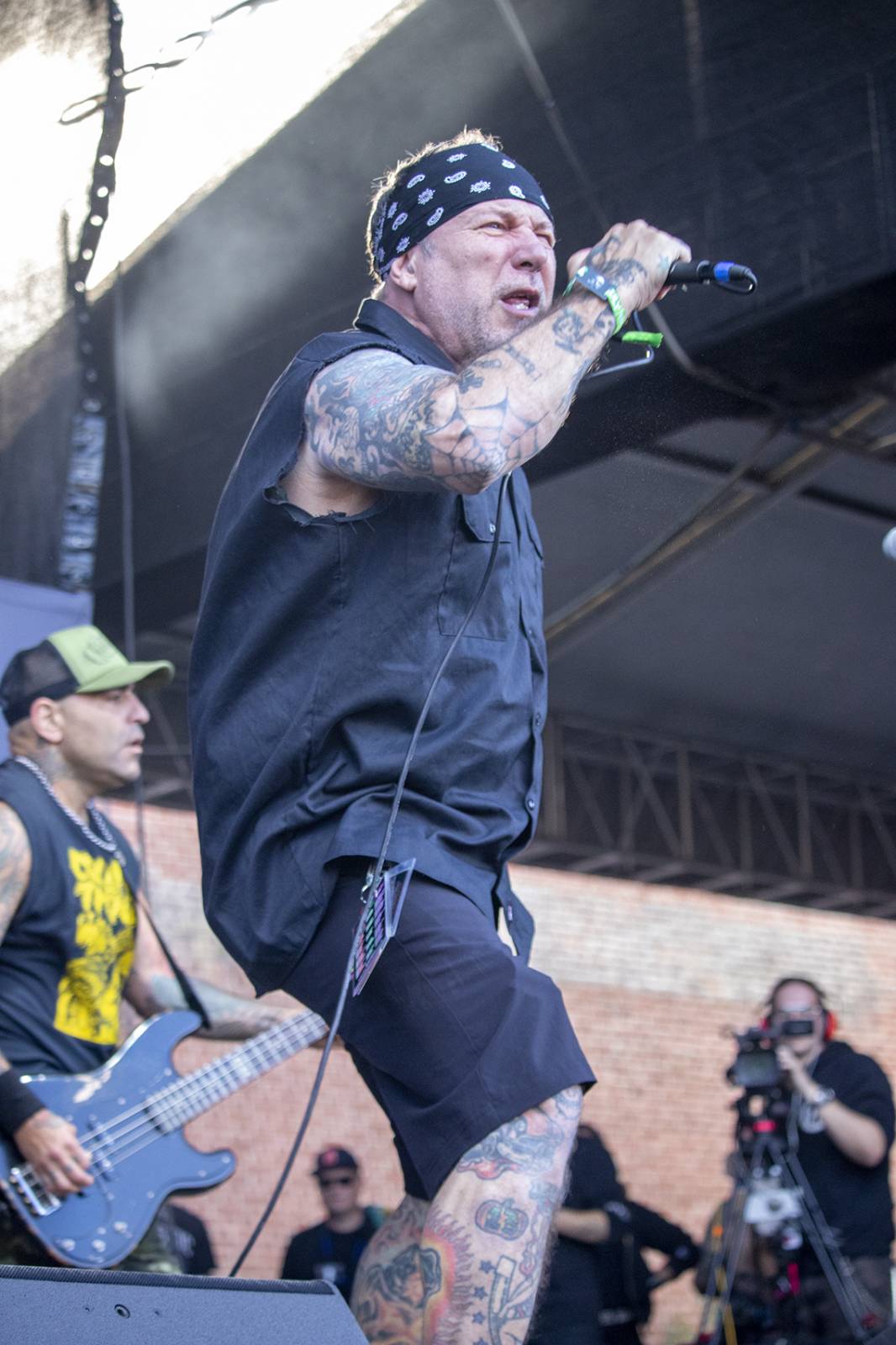 Pevností Josefov zase duní metal. První den Brutal Assault přivítal Beartooth, Heilung nebo Possessed