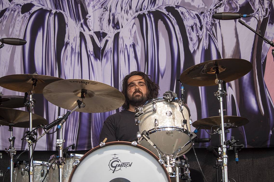 Pevností Josefov zase duní metal. První den Brutal Assault přivítal Beartooth, Heilung nebo Possessed