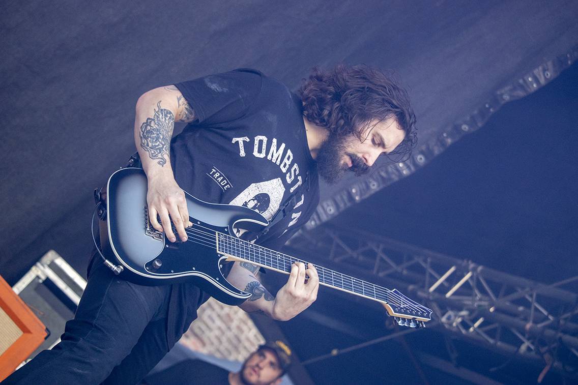 Pevností Josefov zase duní metal. První den Brutal Assault přivítal Beartooth, Heilung nebo Possessed