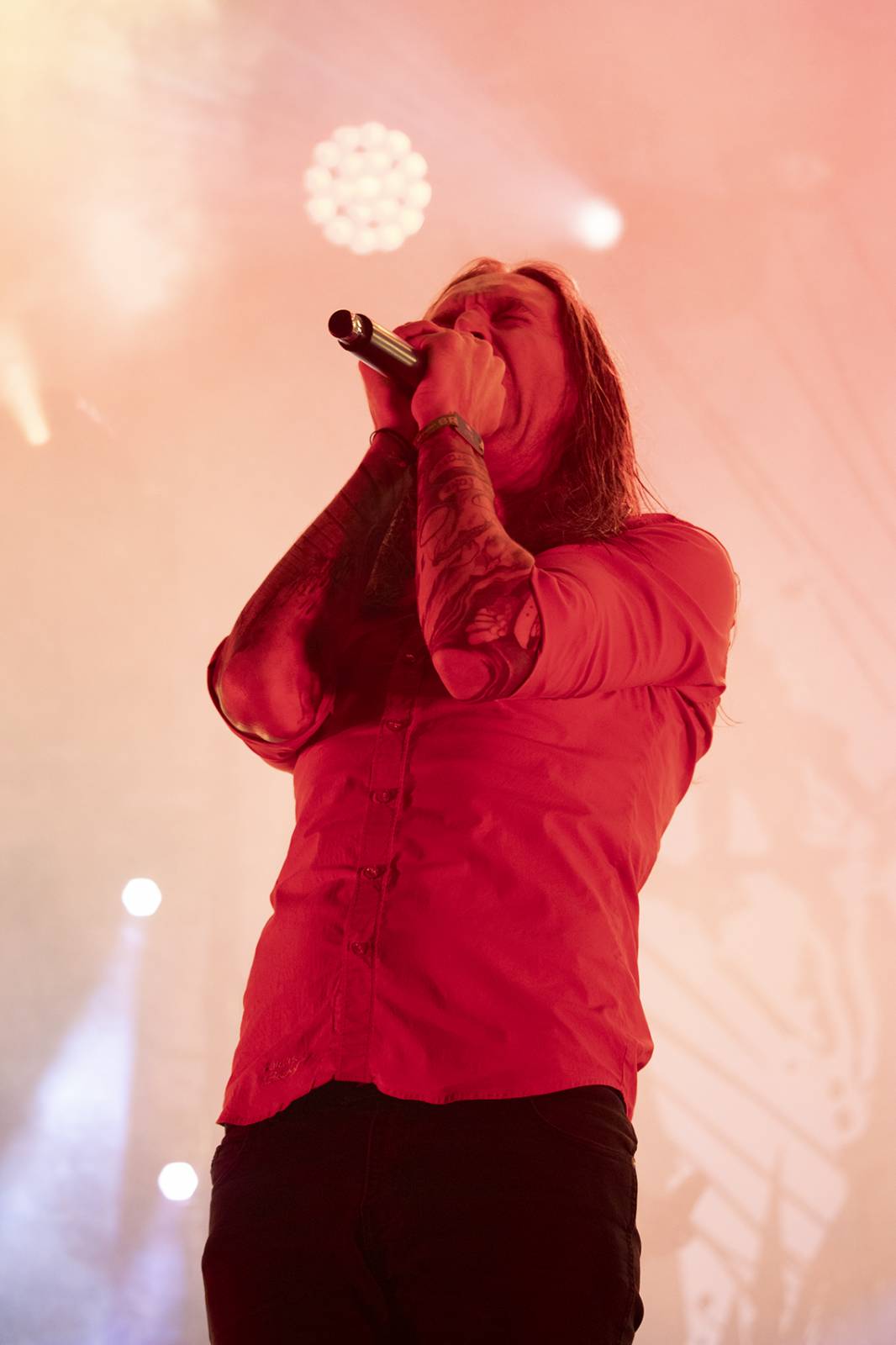 Pevností Josefov zase duní metal. První den Brutal Assault přivítal Beartooth, Heilung nebo Possessed