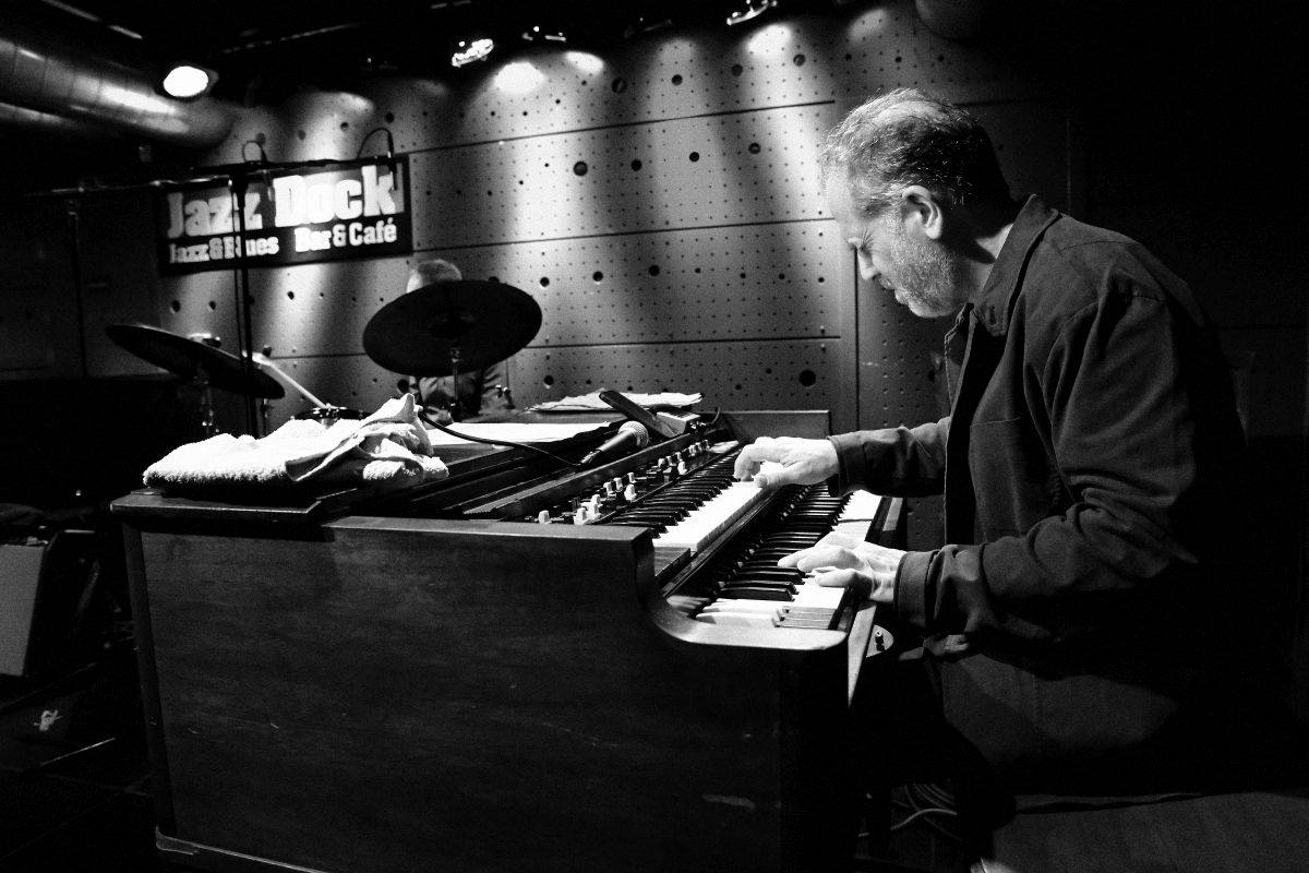 Hammond Days ve vyprodaném Jazz Docku ovládli svou mistrovskou hrou Larry Goldings, Peter Bernstein a Bill Stewart