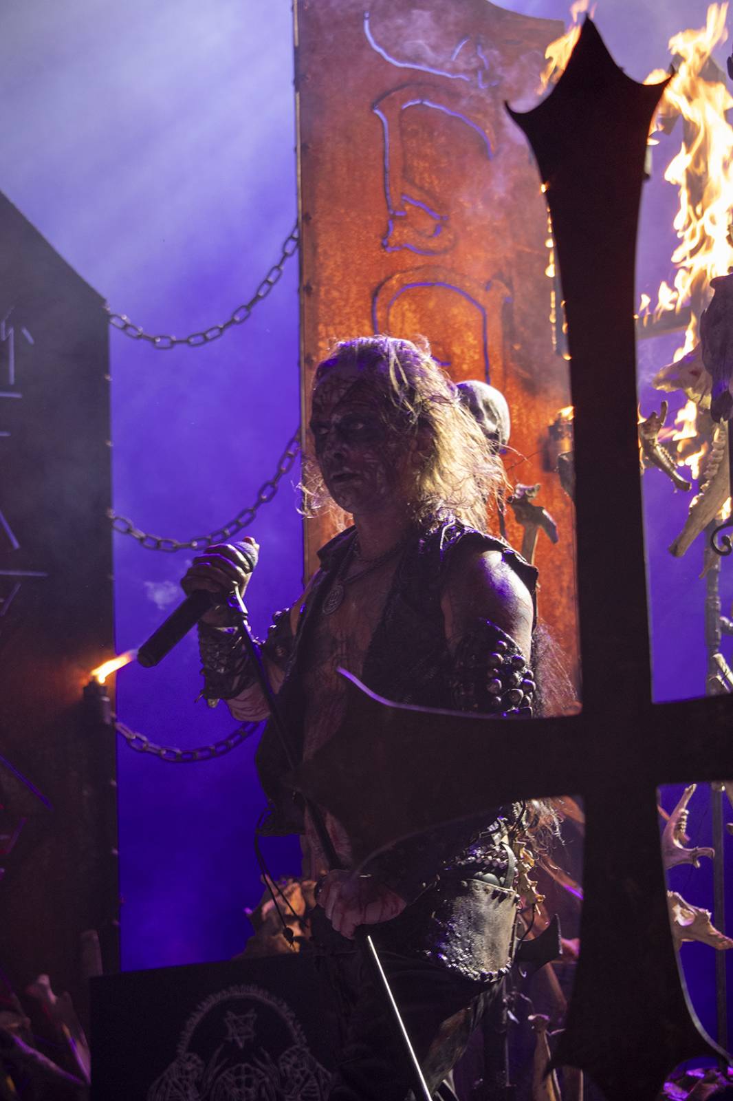 Hořící pochodeň v publiku i stage diving. Druhý den Brutal Assault rozvířili Get the Shot, In Flames nebo Sepultura