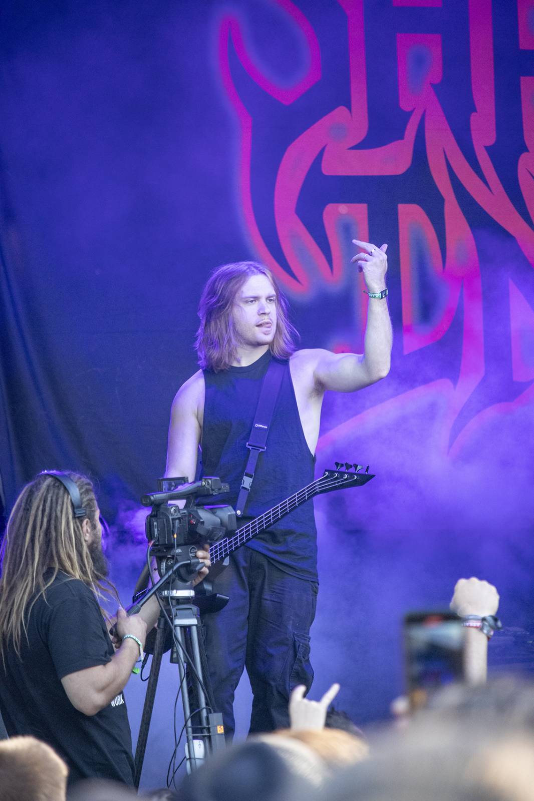 Hořící pochodeň v publiku i stage diving. Druhý den Brutal Assault rozvířili Get the Shot, In Flames nebo Sepultura