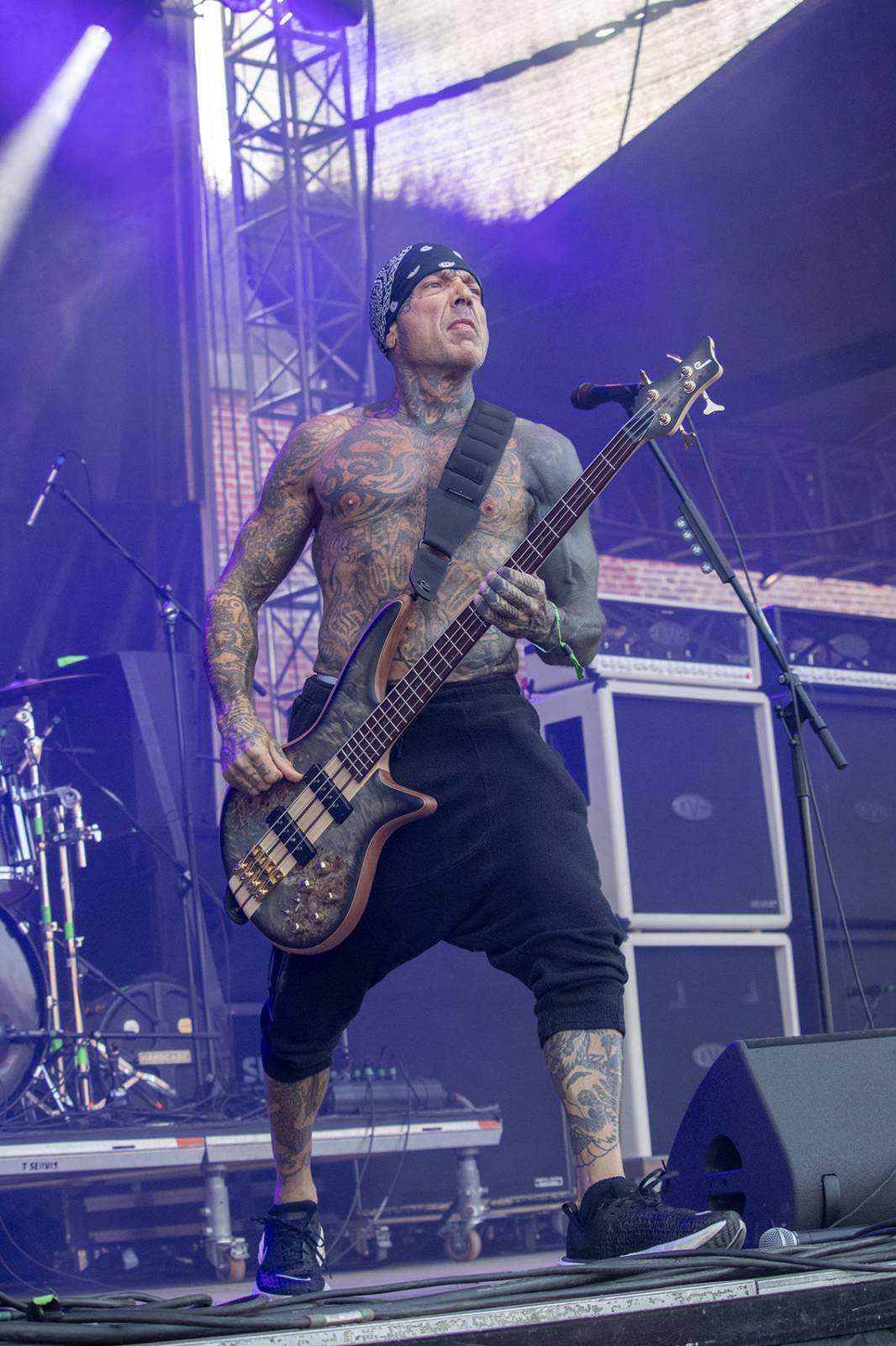 Hořící pochodeň v publiku i stage diving. Druhý den Brutal Assault rozvířili Get the Shot, In Flames nebo Sepultura