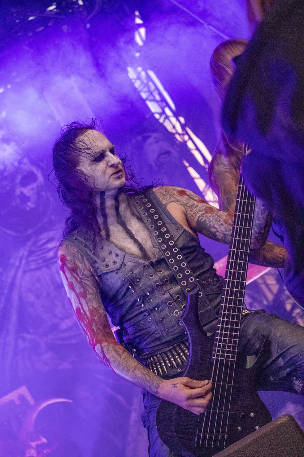 Hořící pochodeň v publiku i stage diving. Druhý den Brutal Assault rozvířili Get the Shot, In Flames nebo Sepultura