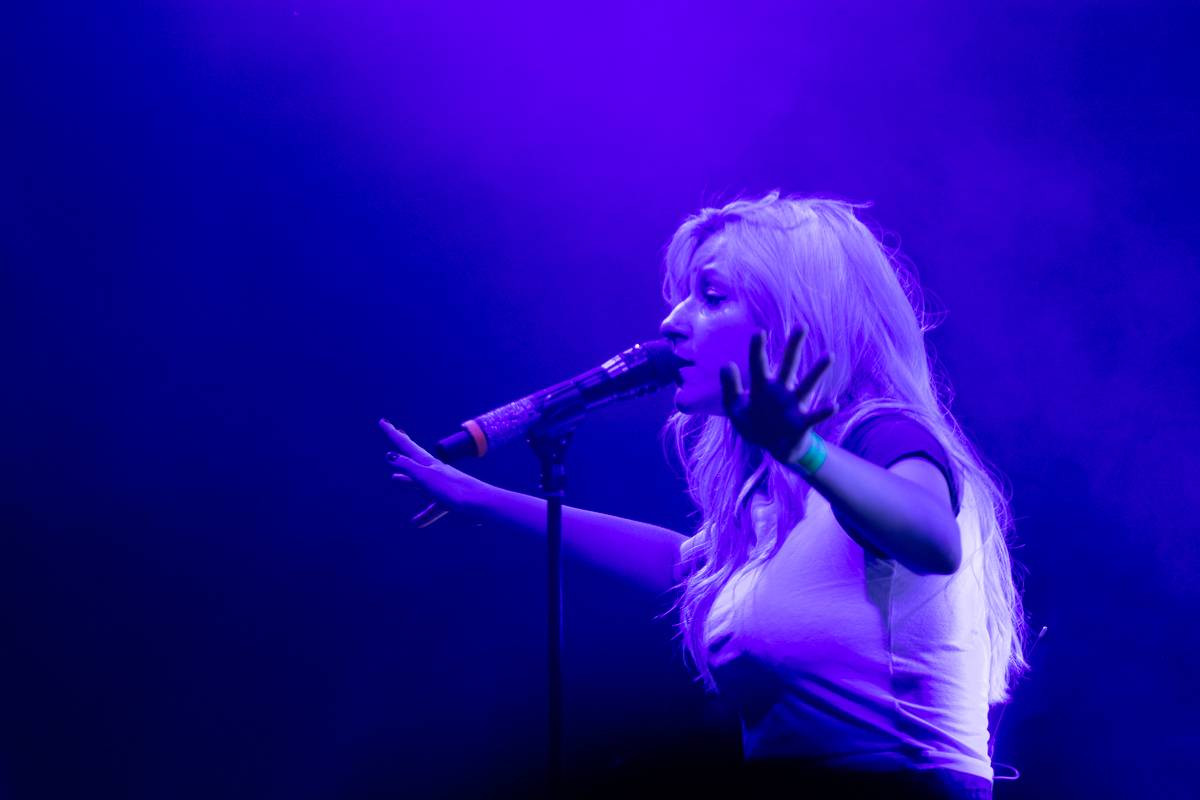 Divočina na Občanské plovárně. Skyline jí otřásli v základech