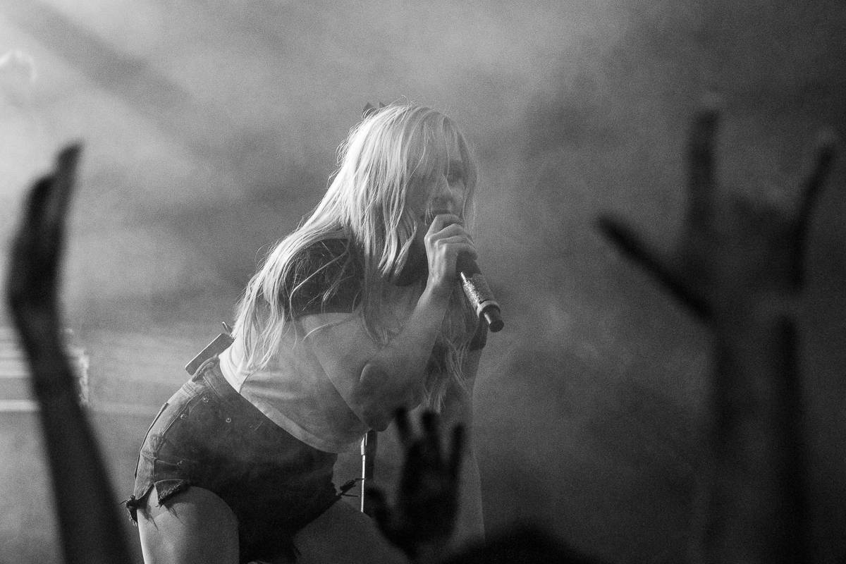 Divočina na Občanské plovárně. Skyline jí otřásli v základech