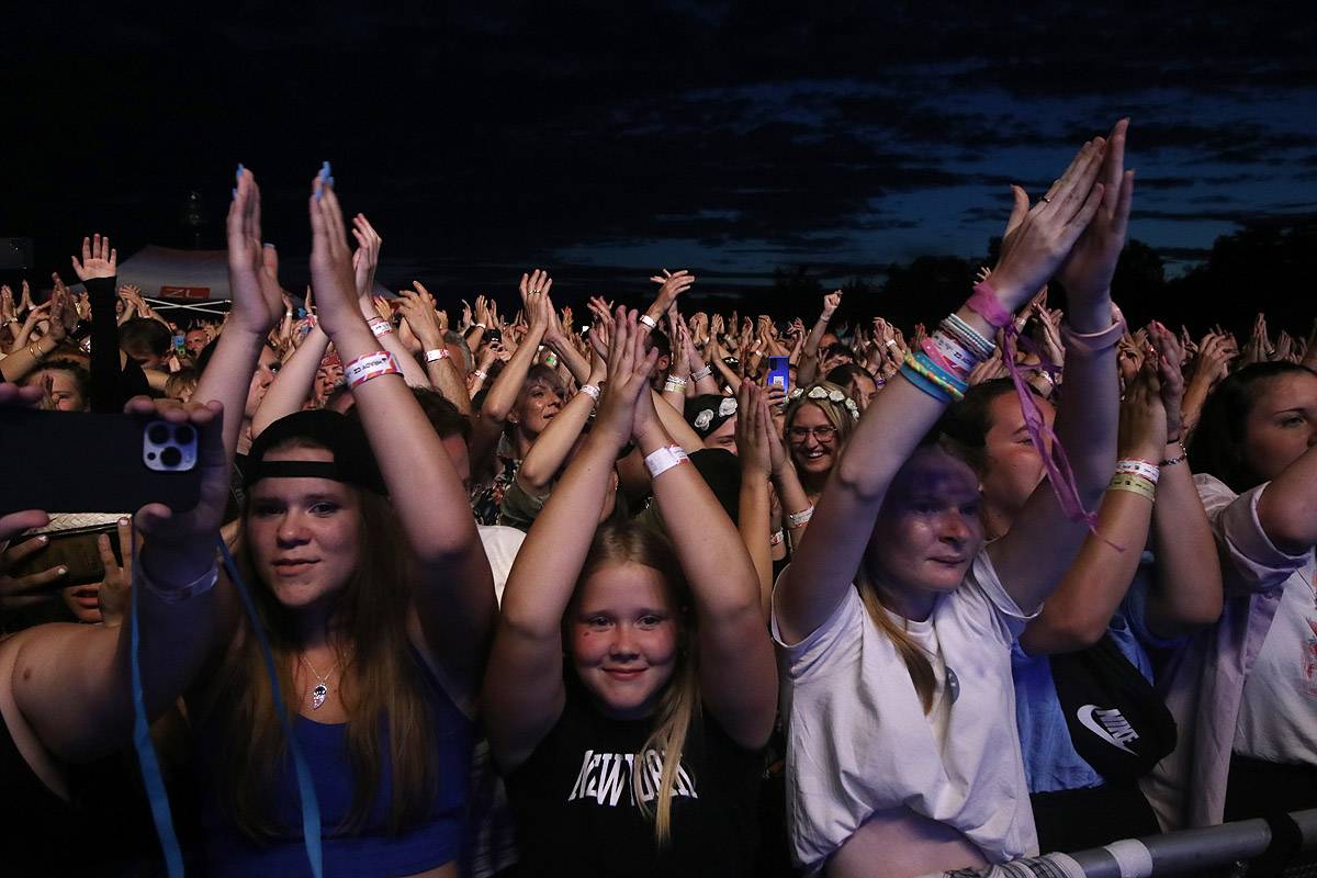 Na Veveří řádili No Name, Dymytry, Wanastowi Vjecy i ohniví Kabáti