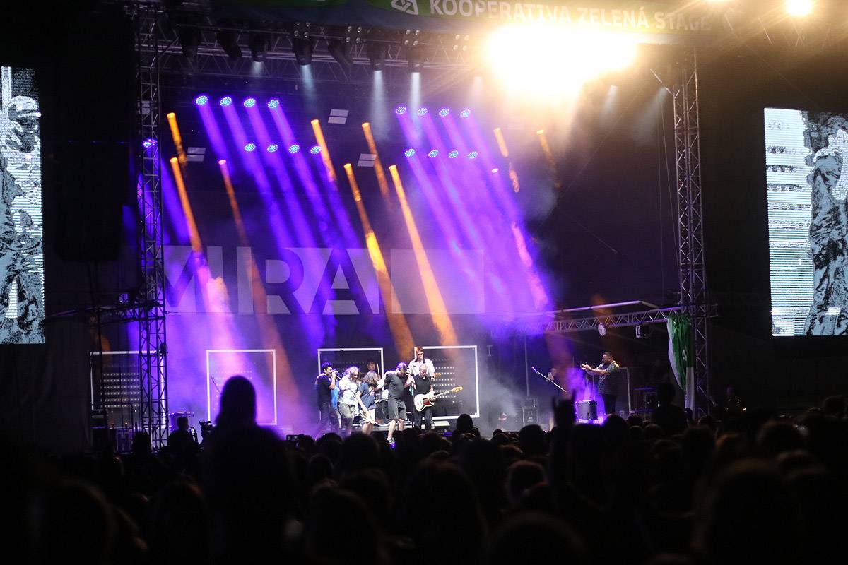 Na Veveří řádili No Name, Dymytry, Wanastowi Vjecy i ohniví Kabáti