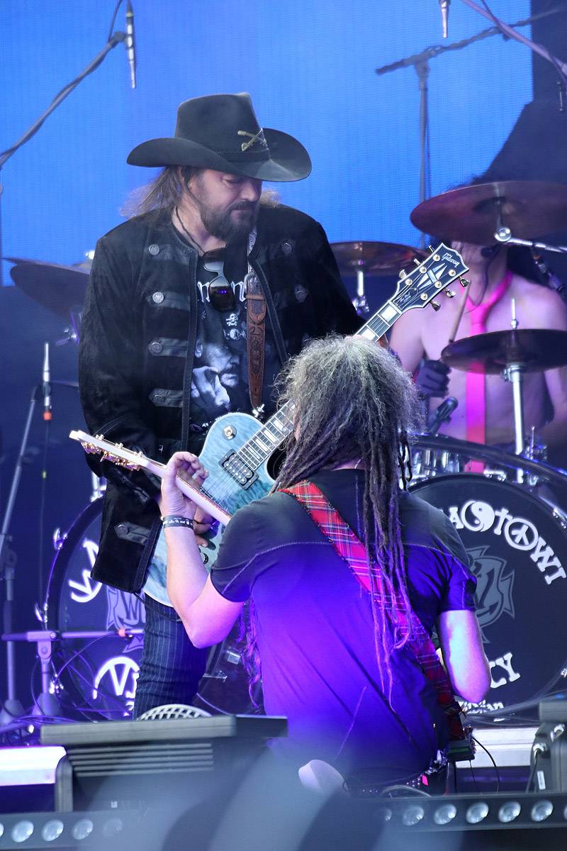 Na Veveří řádili No Name, Dymytry, Wanastowi Vjecy i ohniví Kabáti