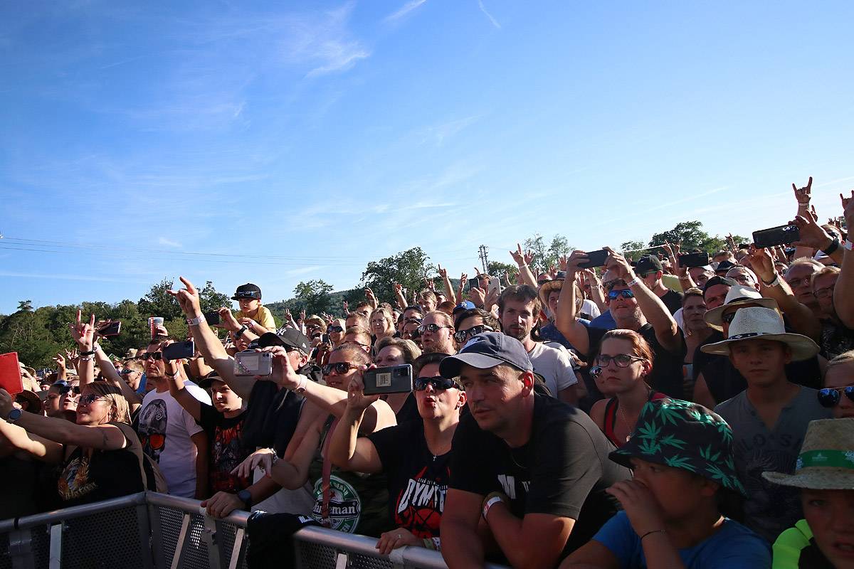 Na Veveří řádili No Name, Dymytry, Wanastowi Vjecy i ohniví Kabáti