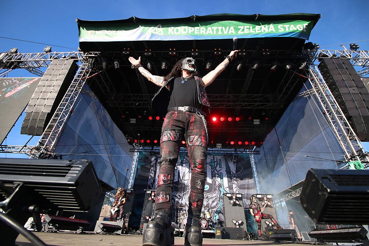 Na Veveří řádili No Name, Dymytry, Wanastowi Vjecy i ohniví Kabáti