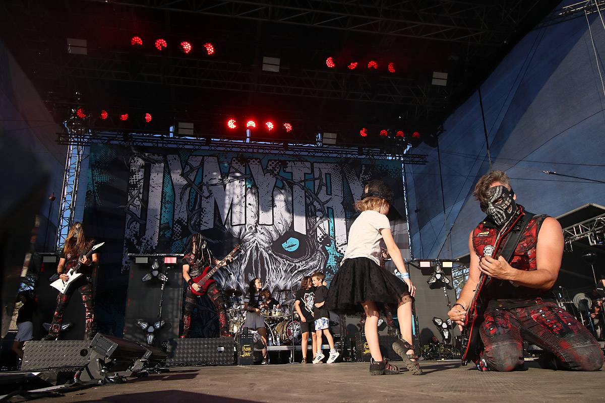 Na Veveří řádili No Name, Dymytry, Wanastowi Vjecy i ohniví Kabáti